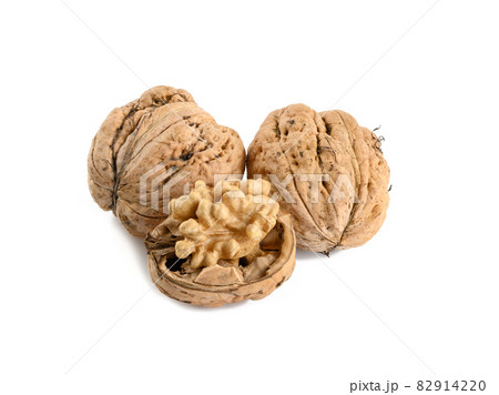Walnuts isolated on white background Walnuts isolated on white background 82914220