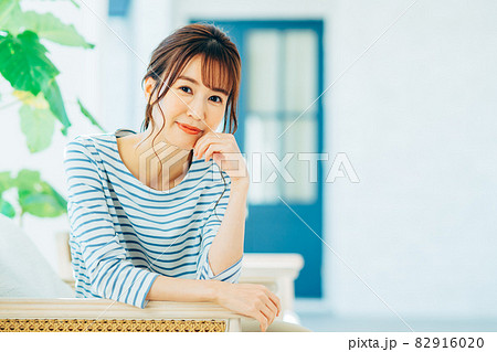 若い女性のビューティ 若い女性のビューティ 82916020