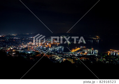 長崎県佐世保市の夜景 長崎県佐世保市の夜景 82916523