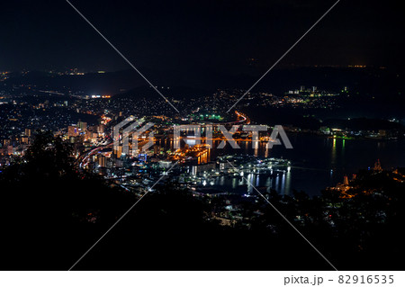 長崎県佐世保市の夜景 長崎県佐世保市の夜景 82916535