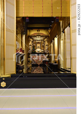 築地本願寺　本堂（本館）内観 82922203