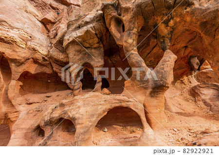 USA, Utah, Escalante, Sandstone formations in Grand Staircase-Escalante National Monument 82922921
