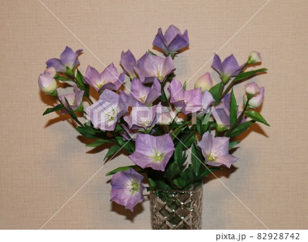 パンフラワー（樹脂粘土の作品）のバラ・造花 82928742