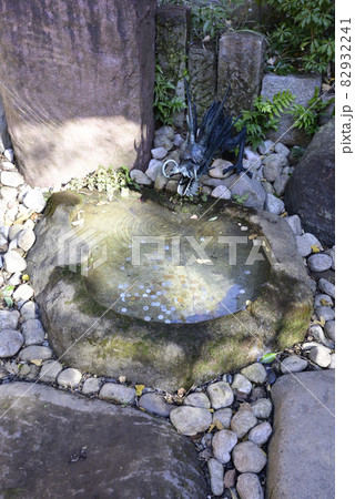 田無神社　青龍神池 82932241