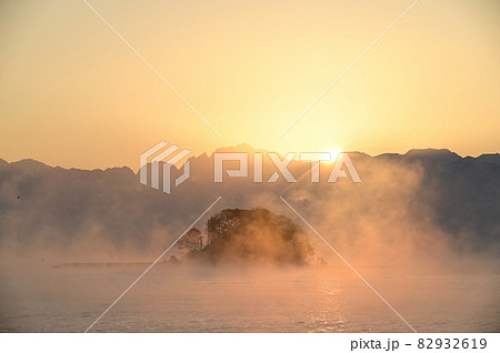 富山県氷見市　唐島 82932619