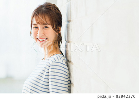 若い女性のビューティ 若い女性のビューティ 82942370