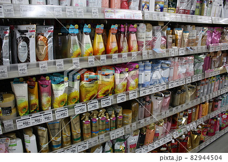 シャンプーコンディショナー 82944504