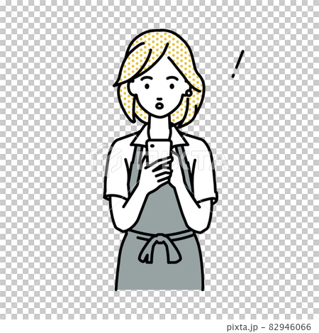 立ってスマートフォンを操作して何かに気づいて驚いたカフェ店員の女性 82946066
