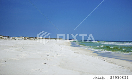Lonely beach of Panama City in Florida in spring during daytime Lonely beach of Panama City in Florida in spring during daytime 82950331
