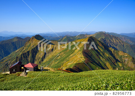 秋の谷川岳展望・肩ノ小屋と縦走路 82956773