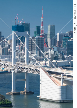 《東京都》レインボーブリッジ・東京ベイエリアの風景 82961351