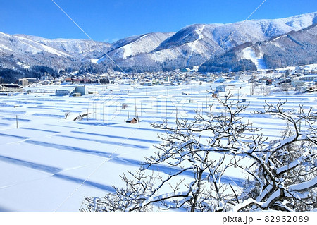 冬の野沢温泉村 82962089