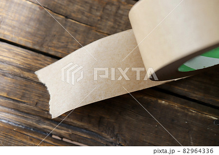 ガムテープの粘着面　クラフトテープ 82964336