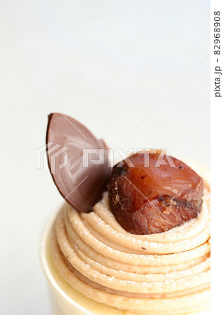 カップケーキ モンブラン 栗のケーキの写真素材 9608