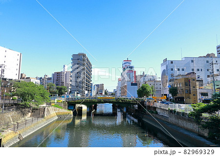 名古屋市中区中村区　新洲崎橋から眺める堀川 82969329
