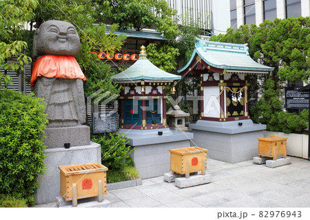 三囲神社　銀座出世地蔵尊　東京都中央区銀座4丁目　銀座三越　三越銀座店 82976943