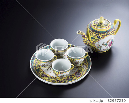 中国茶器セットの写真素材 [82977250] - PIXTA