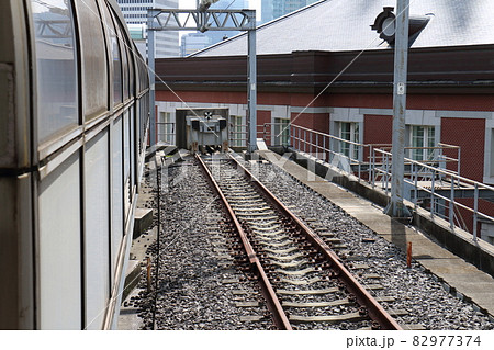 東京駅中央本線 鉄道の車止め 中央線1・2番線鉄道線路の終端 東京都千代田区丸の内 東京駅中央本線 鉄道の車止め 中央線1・2番線鉄道線路の終端 東京都千代田区丸の内 82977374