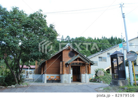大糸線 簗場駅（1） 82979516