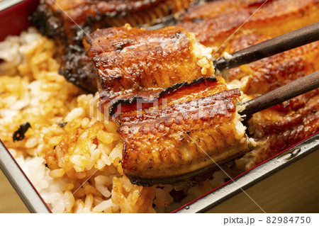 うな重弁当 テイクアウト うな重弁当 テイクアウト 82984750