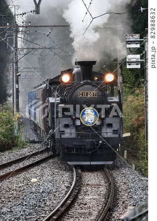 秋雨の中…鬼怒川路を力走するSL大樹 秋雨の中…鬼怒川路を力走するSL大樹 82988632