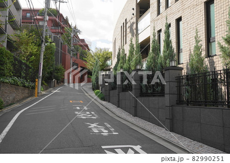 10月　港区1016狐坂(きつね坂)･元麻布三丁目 82990251