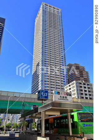 東京 中央区 月島駅前の都市風景 東京 中央区 月島駅前の都市風景 82990890