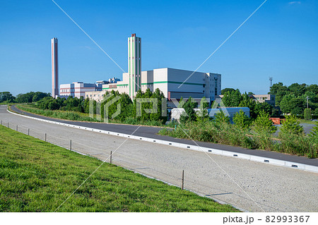 荒川土手沿い　環境センター付近の景色　真夏の風景　さいたま市　上尾市 82993367