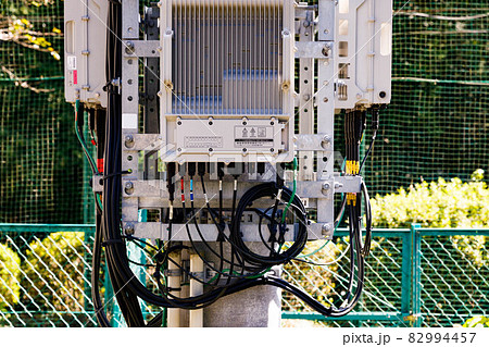 KDDI au 携帯電話基地局の通信設備 82994457