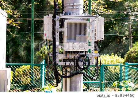 KDDI au 携帯電話基地局の通信設備 82994460