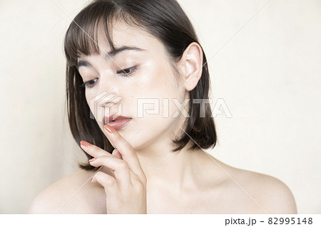 女性のビューティーポートレート 82995148