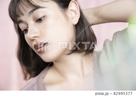 女性のビューティーポートレートの写真素材 [82995377] - PIXTA