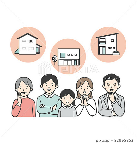 戸建ての物件を見学している三世代家族 82995852