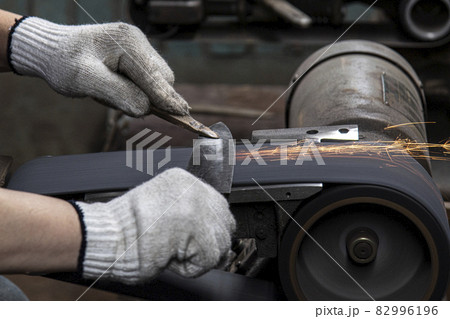 包丁づくり 82996196