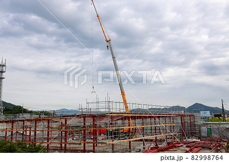 クレーン作業 82998764