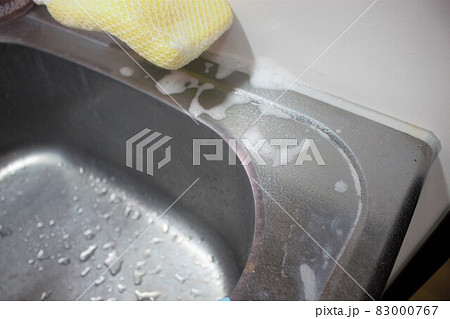 シンク　キッチンのシンク　泡 83000767