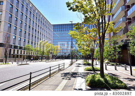 福岡高等裁判所　福岡地方裁判所　福岡簡易裁判所　福岡市中央区六本松4-2-4 83002897