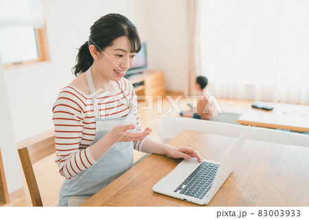 小学生ママ 小学生ママ 83003933