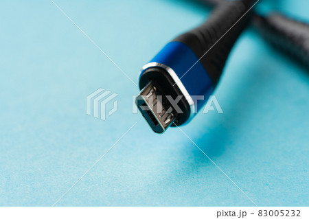micro USB 83005232