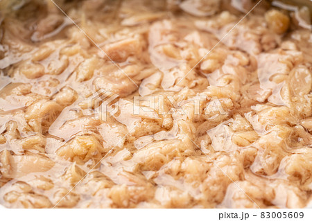 ツナ缶 83005609
