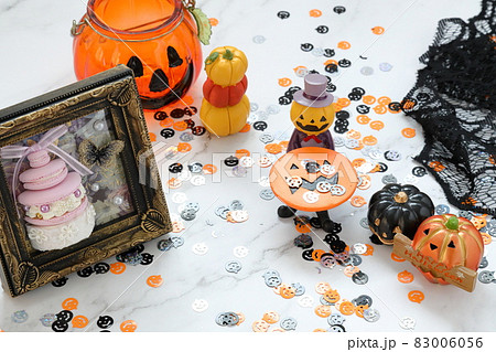 ハロウィンの飾り付け 83006056