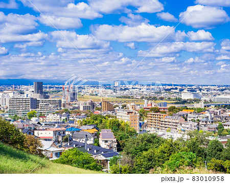 東京郊外の住宅地 多摩川と多摩市・府中市周辺 東京郊外の住宅地 多摩川と多摩市・府中市周辺 83010958