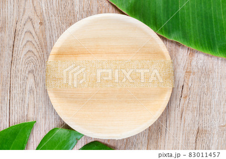 Kitchenware made from dried betel nut leaf palm, natural material. Kitchenware made from dried betel nut leaf palm, natural material. 83011457