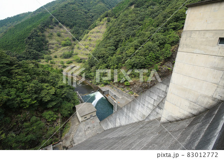 愛媛県宇和島市 山財ダム 愛媛県宇和島市 山財ダム 83012772