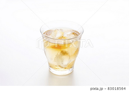 冷たい麦茶 冷たい麦茶 83018564