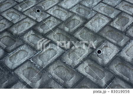 堤防の護岸ブロック【間知ブロック】 83019056