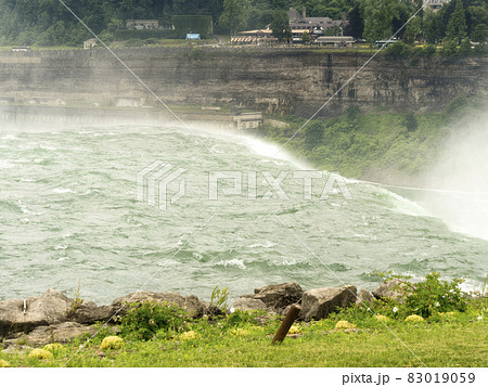 カナダ / アメリカ ナイアガラの滝 ｜ Niagara Falls, Canada / USA 83019059