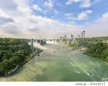 カナダ / アメリカ ナイアガラの滝 ｜ Niagara Falls, Canada / USA 83019511