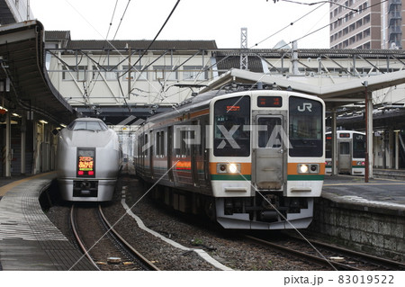 両毛線211系（4両編成：小山⇔高崎） 83019522