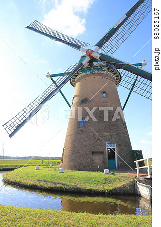 佐倉ふるさと広場　オランダ風車「リーフデ」 83025167